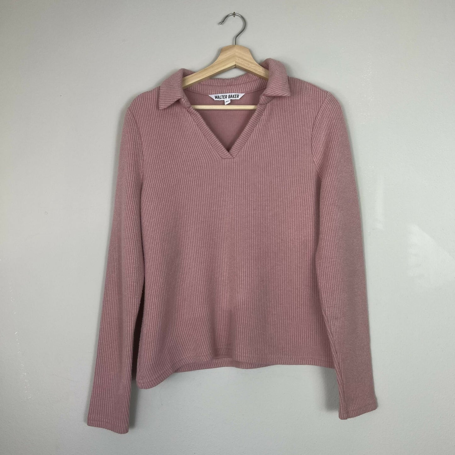 Walter Baker Spread Collar Hudson Rib Knit Top in Dusty Pink XL