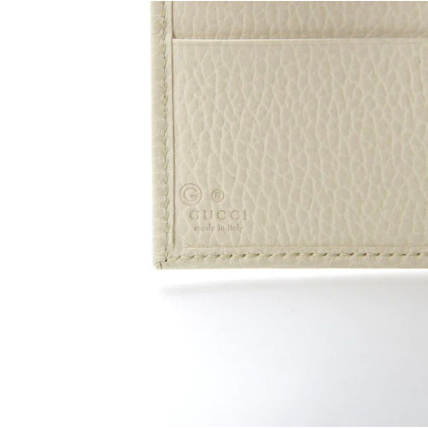 Gucci Elegant Ivory Bifold Leather Wallet - White