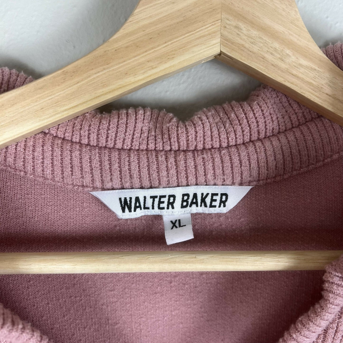 Walter Baker Spread Collar Hudson Rib Knit Top – Dusty Pink – XL