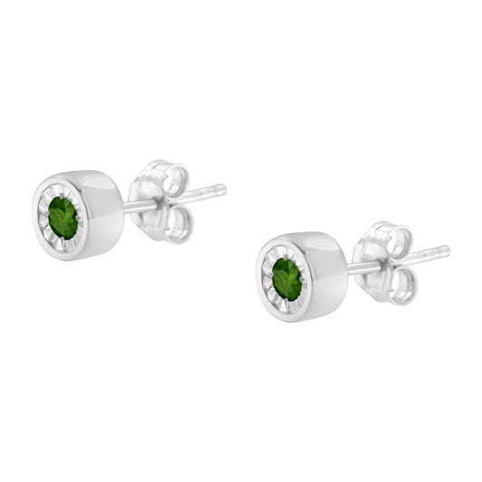 Haus of Brilliance .925 Sterling Silver 1/5 Cttw Round Green Diamond Stud Earrings