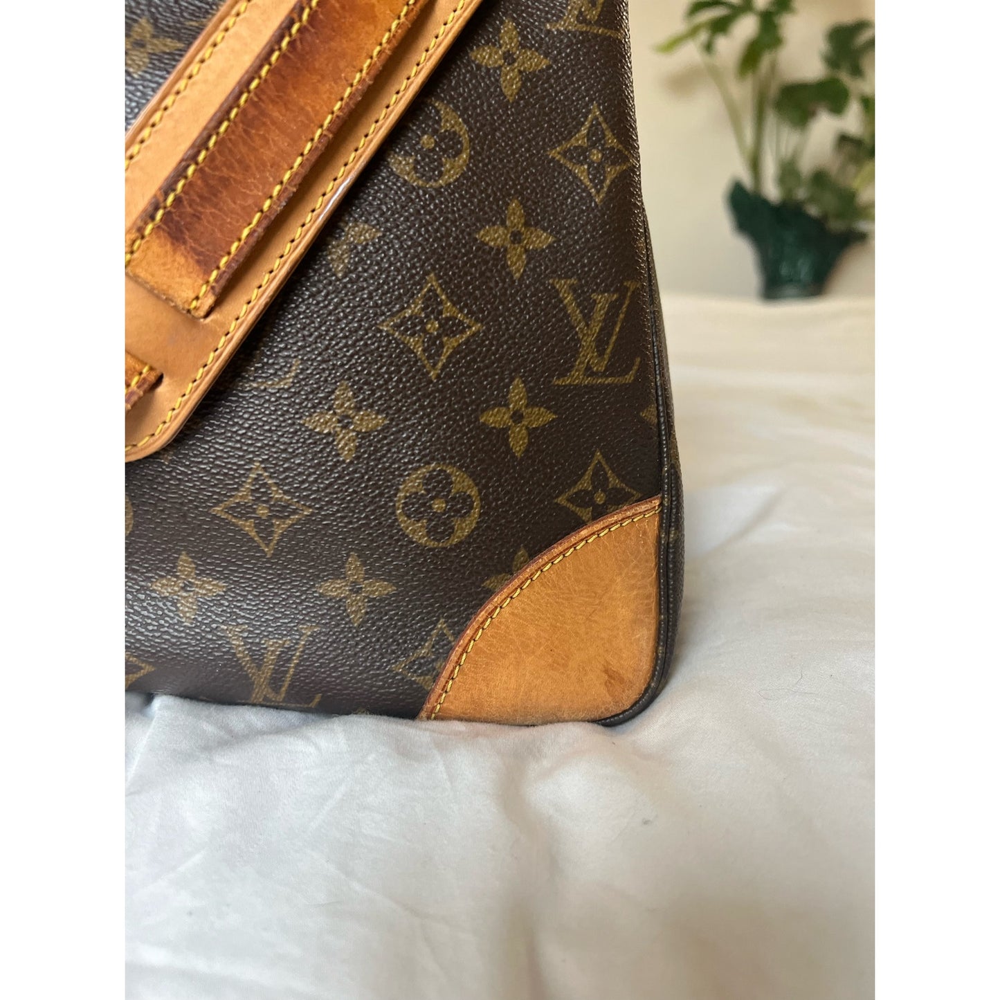 Louis Vuitton Vintage Monogram Boulogne 35