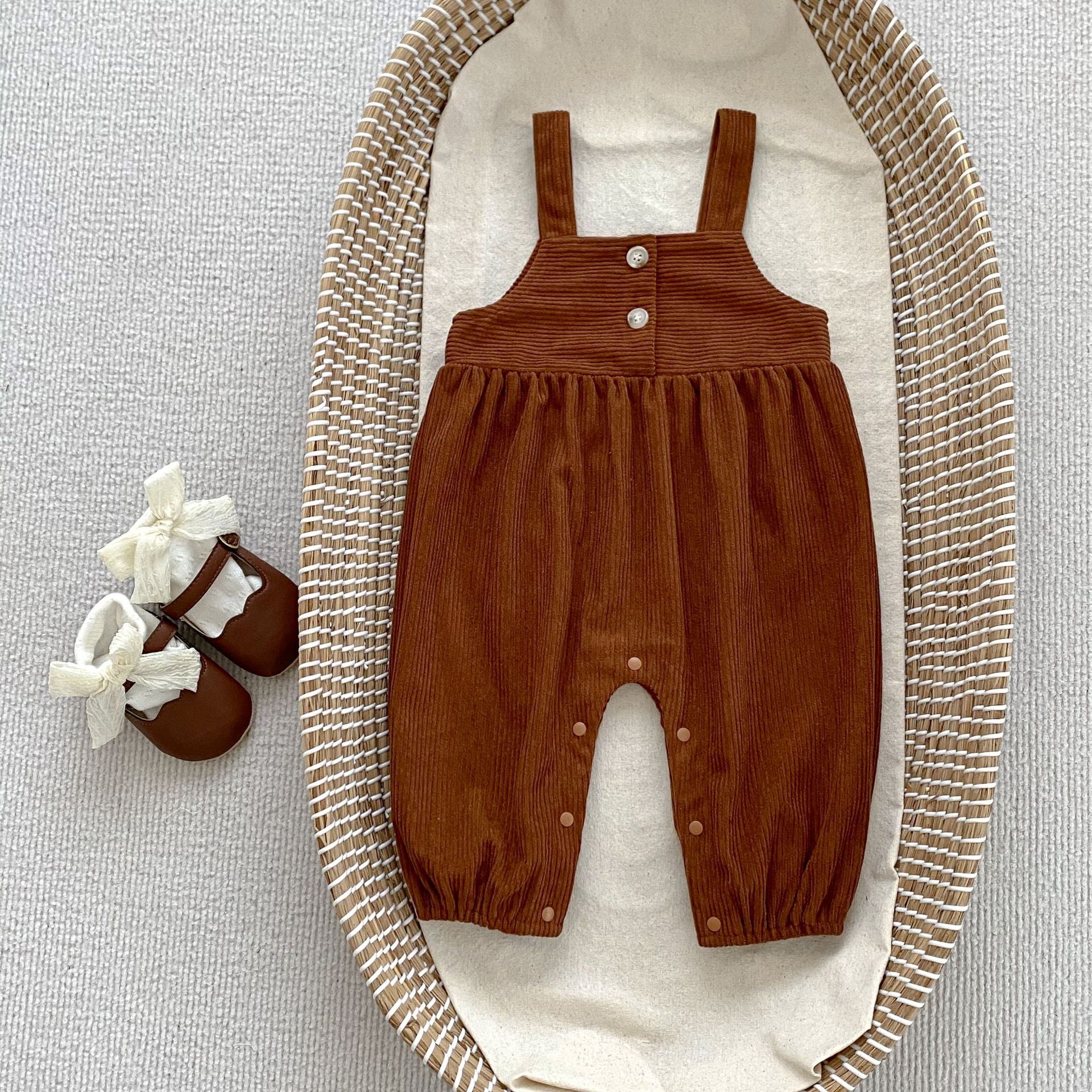 New Arrival Baby Kids Girls Flowers Pattern Long Sleeves Top and Brown Overalls Strap Rompers-2